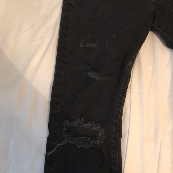black ripped skinny jeans - Picture 3 of 6
